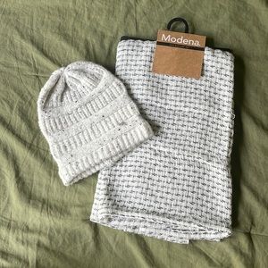 Modena hat and scarf set